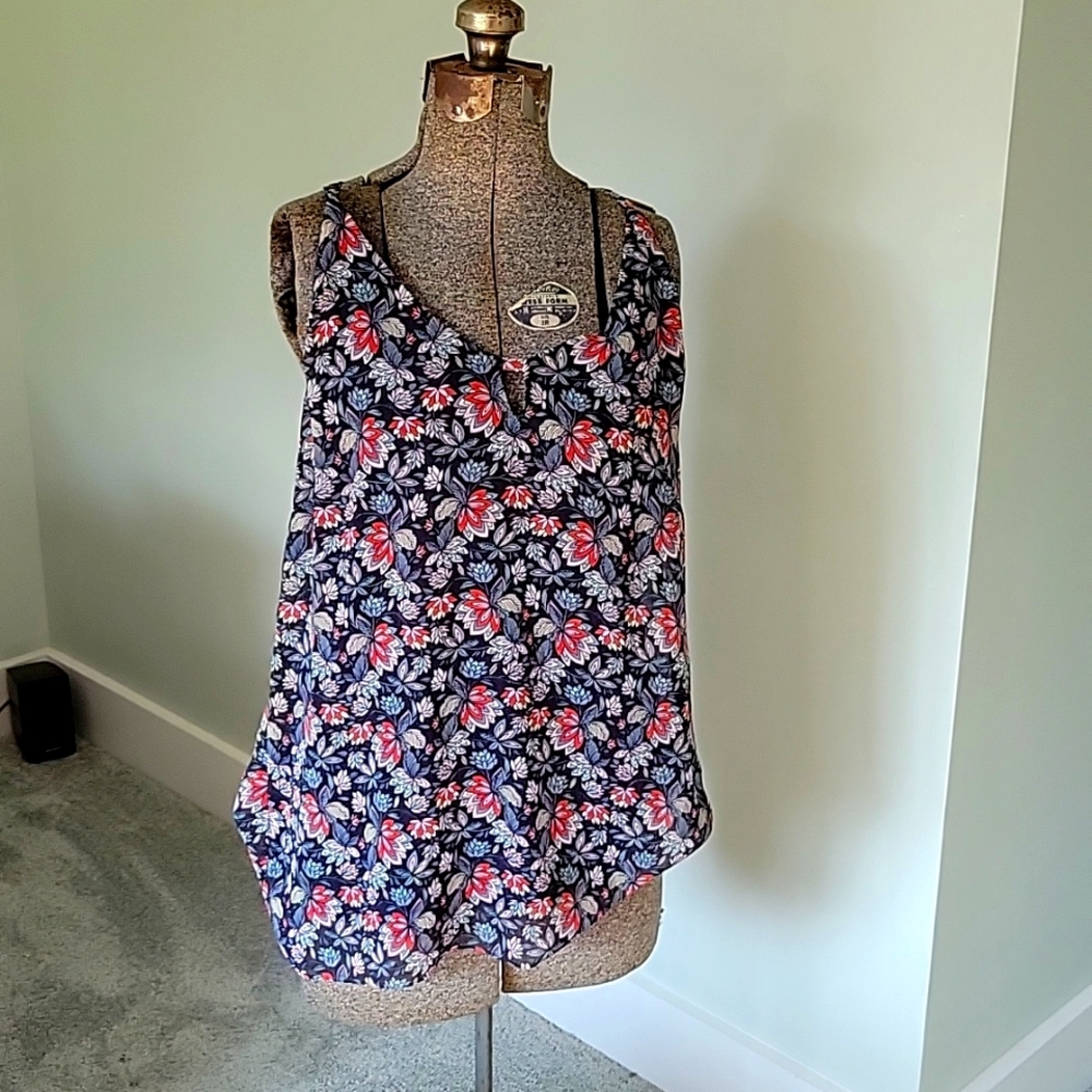 adjustable strap top